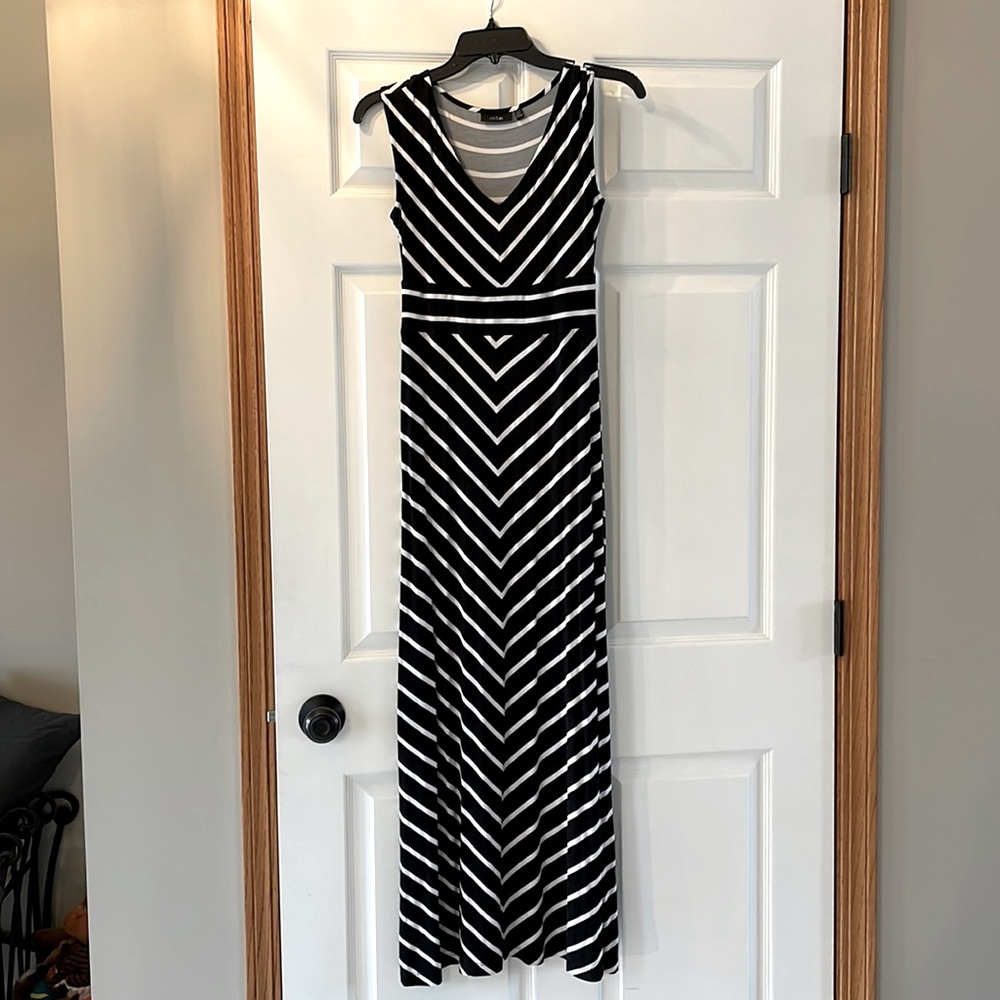 Apt. 9 Petite Maxi Dress - size XS